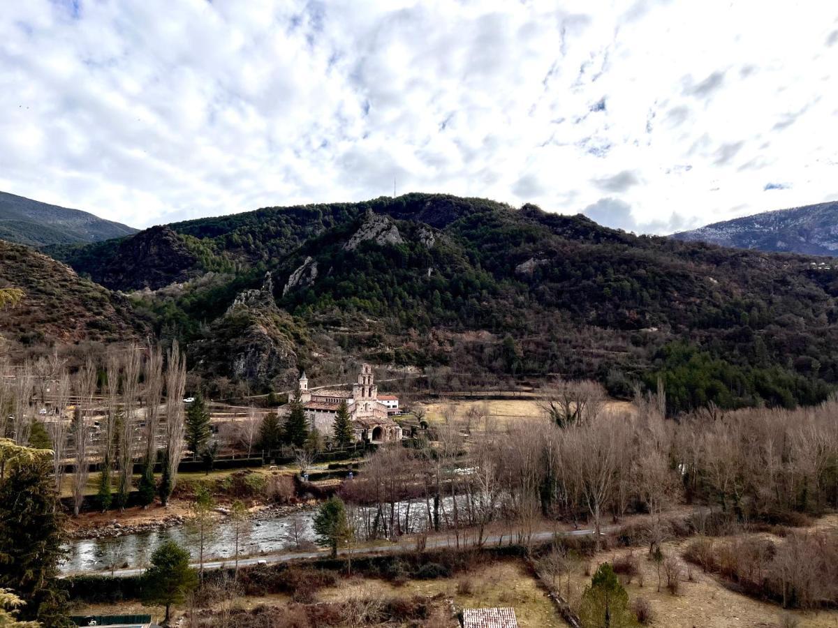 Apartamento Gerri - L'Amfitriona Gerri de la Sal Exteriör bild